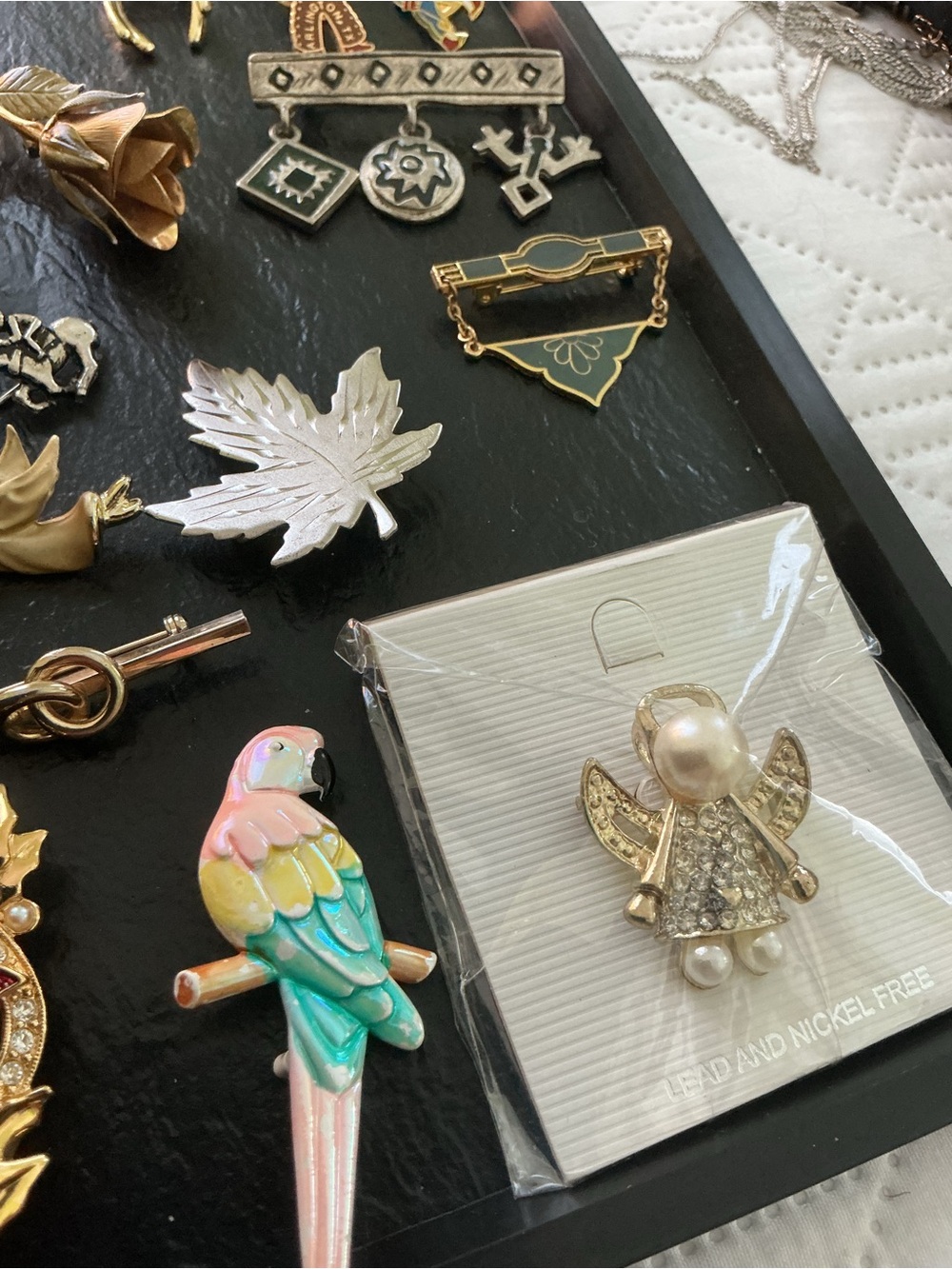 20-Piece Vintage Brooch Set RESELLERS CRAFTERS JEWELRY LOVERS - Picture 5 of 9